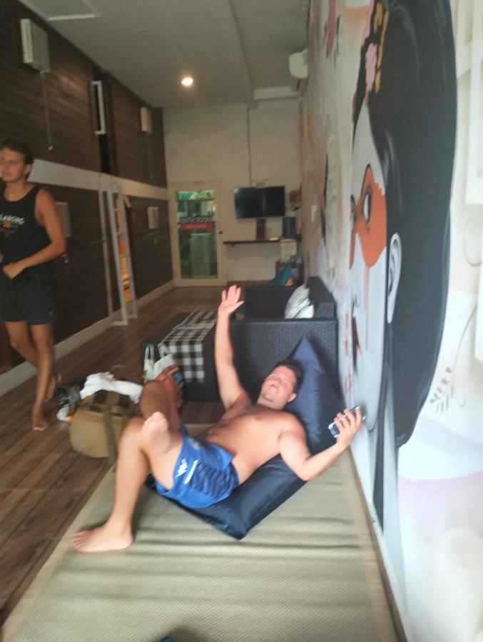 Tara Hostel Batununggul Zewnętrze zdjęcie